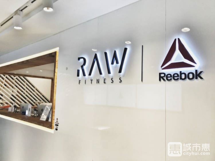 Raw Fitness戎馬